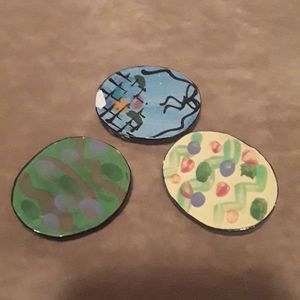3 ceramic hand painted brooches